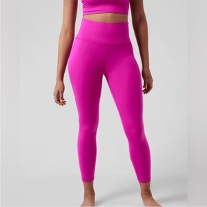 Athleta Elation Train 7/8 Tight Leggings Color Electric Fuchsia Size Small